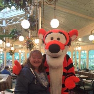 Meet your Posher, Deborah